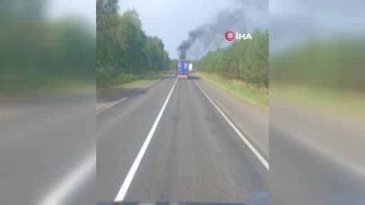 Rusya-Belarus sınırında tırlara dron saldırısı: Türk tırcılar dehşet anlarını kaydetti