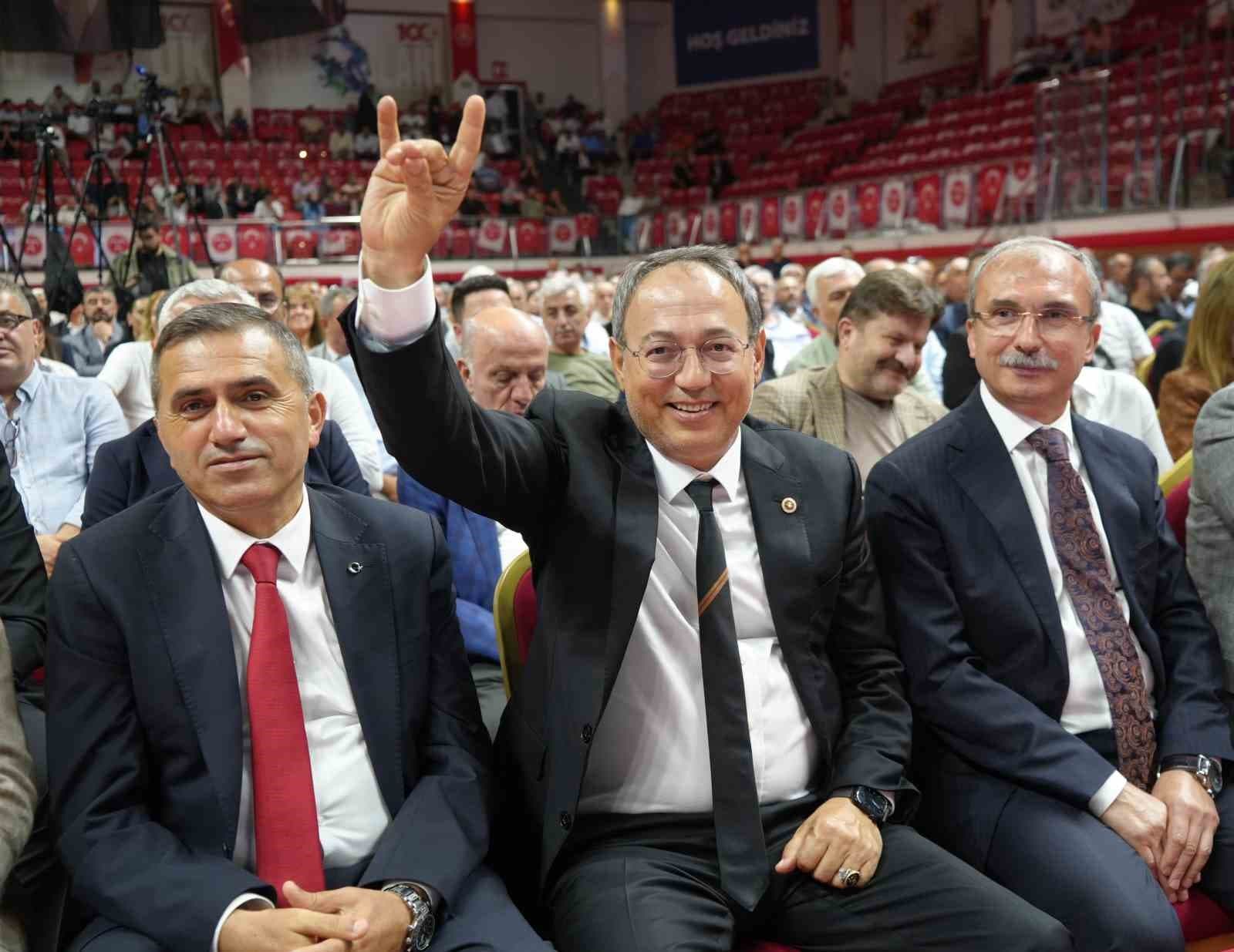 MHP Genel Başkan Yardımcısı Prof. Dr. Topsakal: "Suriye, iç birlik olarak Türkiye’ye bağlandığını gösterdi"