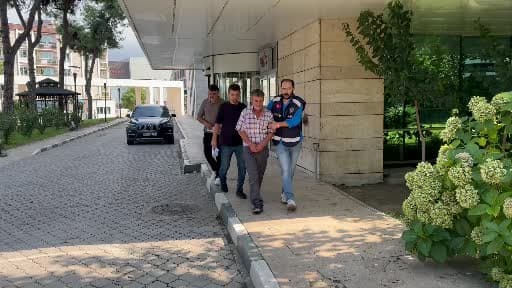 Kuyumcudan 100 bin liralık ziynet eşyası çalan şahıs tutuklandı