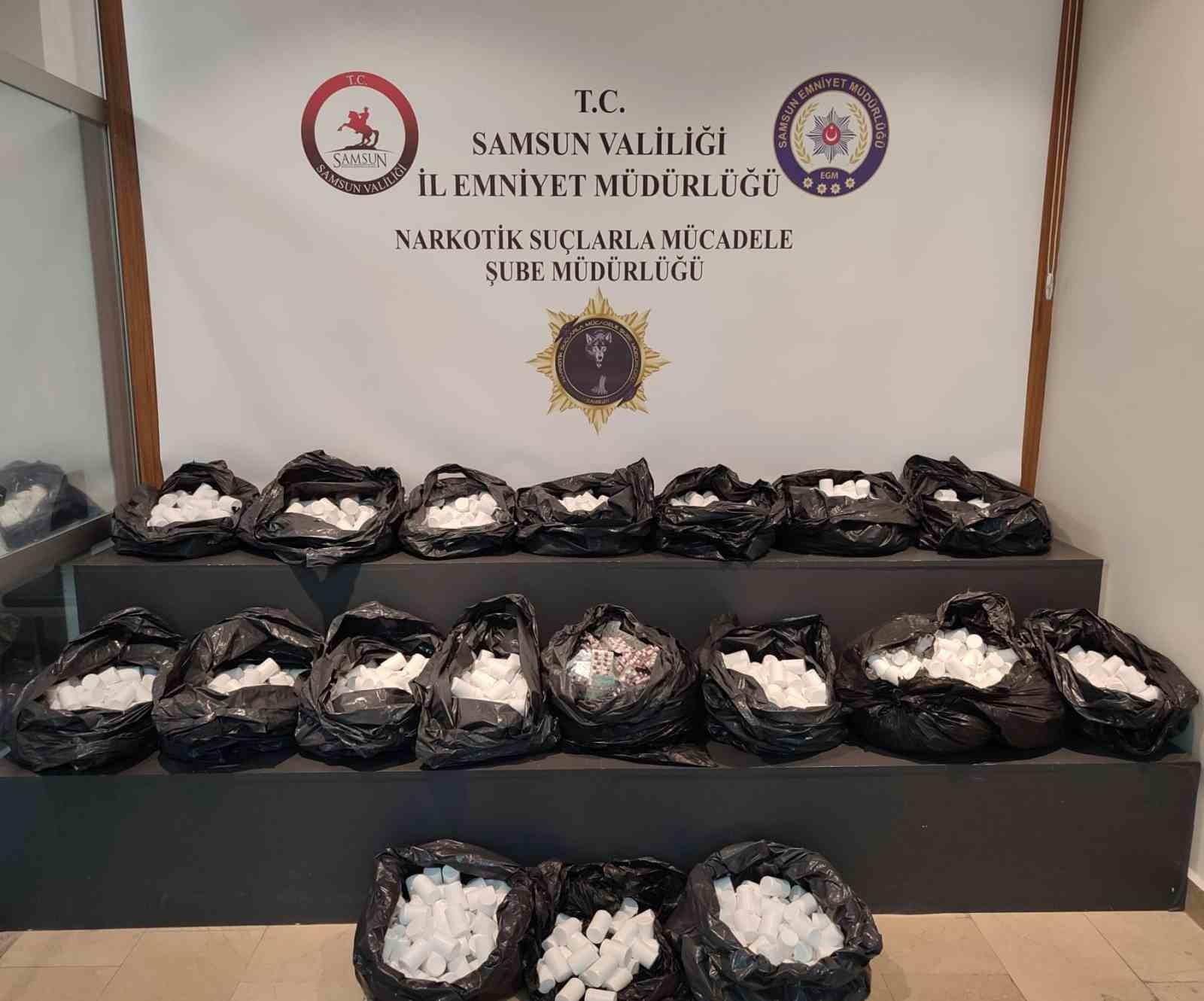Samsun’da 4 ayrı operasyonda 117 bin 646 sentetik ecza ele geçirildi