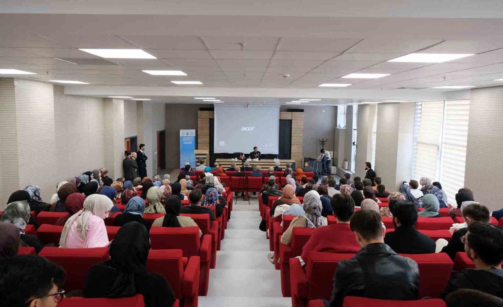 Hitit Üniversitesinde iki gün sürecek 4. Din ve Coğrafya Sempozyumu başladı