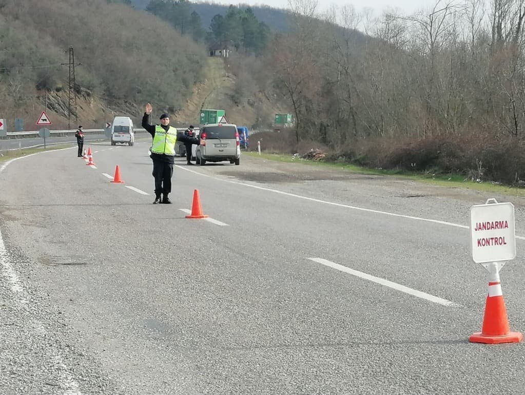 İl Jandarma Komutanlığınca 2 bin 49 kişi sorgulandı