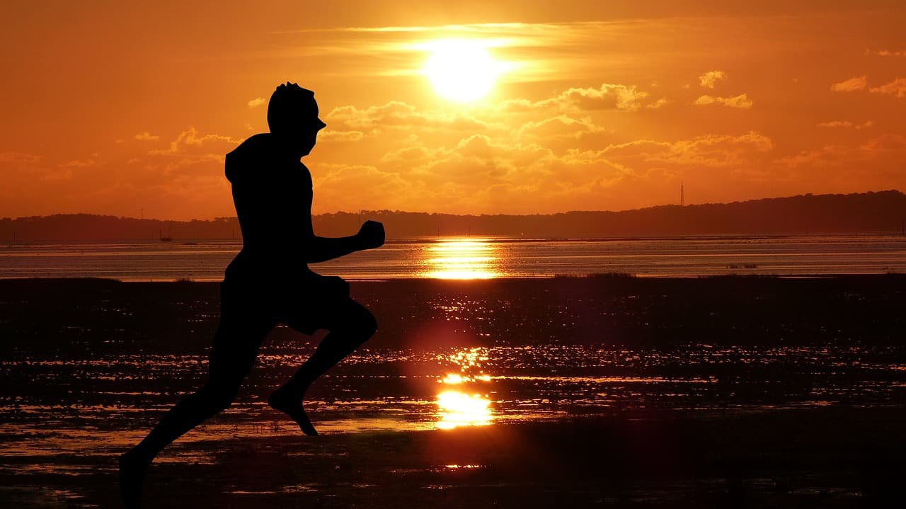 CK Enerji çalışanları, İstanbul Yarı Maratonu'nda kanserle mücadele için koştu