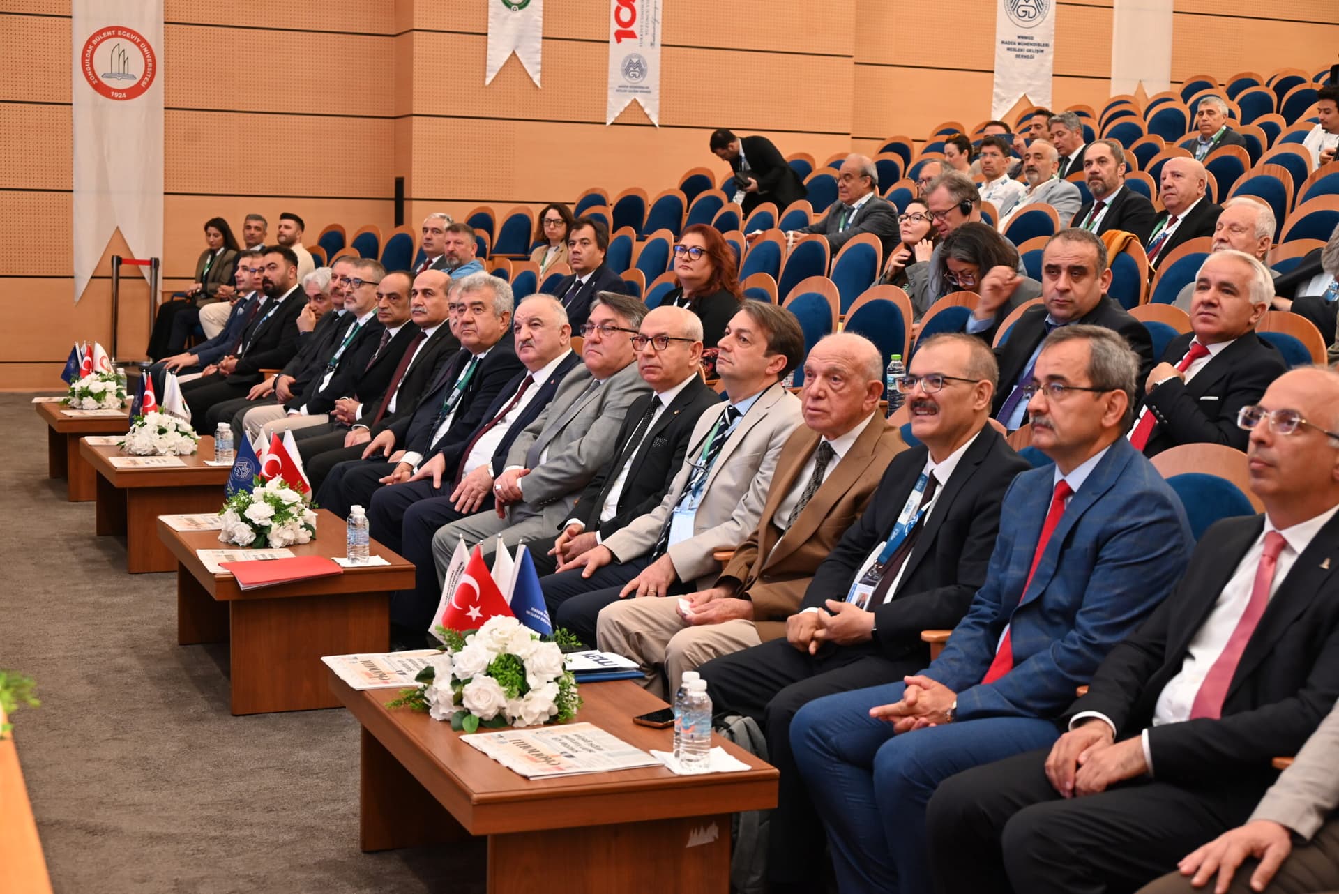 IPMS 2024 Uluslararası Madencilik Sonrası Faaliyetler Sempozyumu Zonguldak'ta başladı