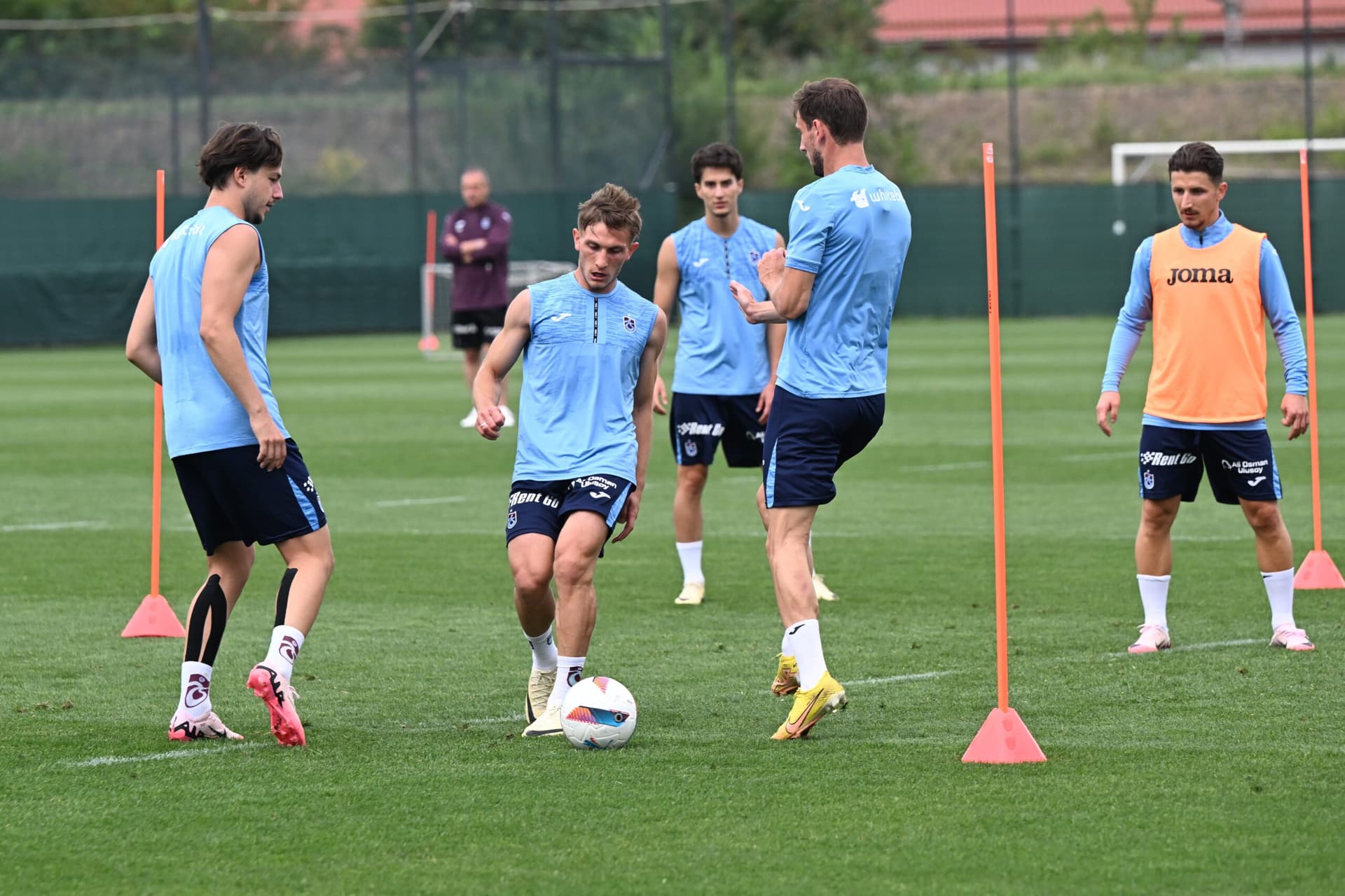 Trabzonspor, Macaristan'da hazırlıklarını sürdürüyor