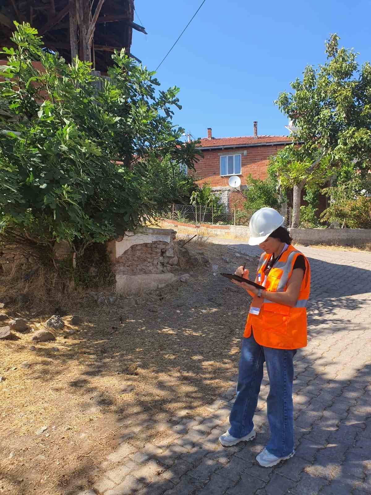 BARÜ’den deprem bölgesindeki hasar tespit çalışmalarına destek