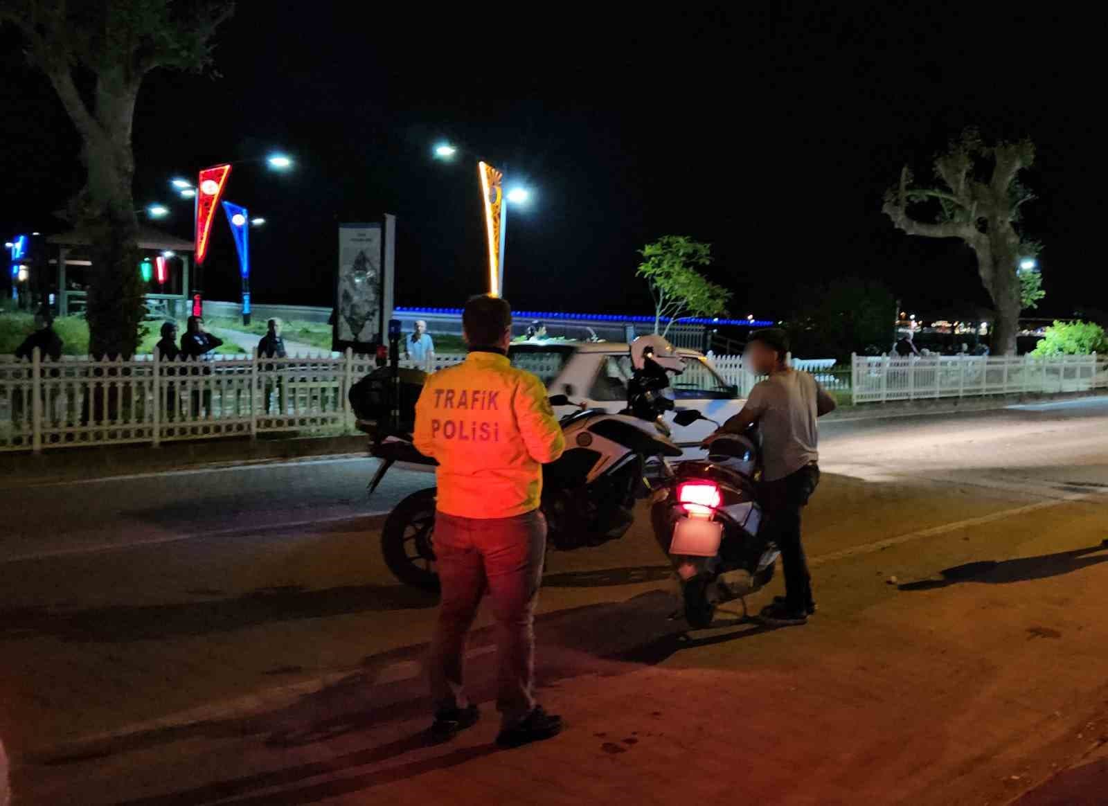 Gürültü kirliliğine sebep olan motosiklet sürücüsüne 35 bin lira ceza