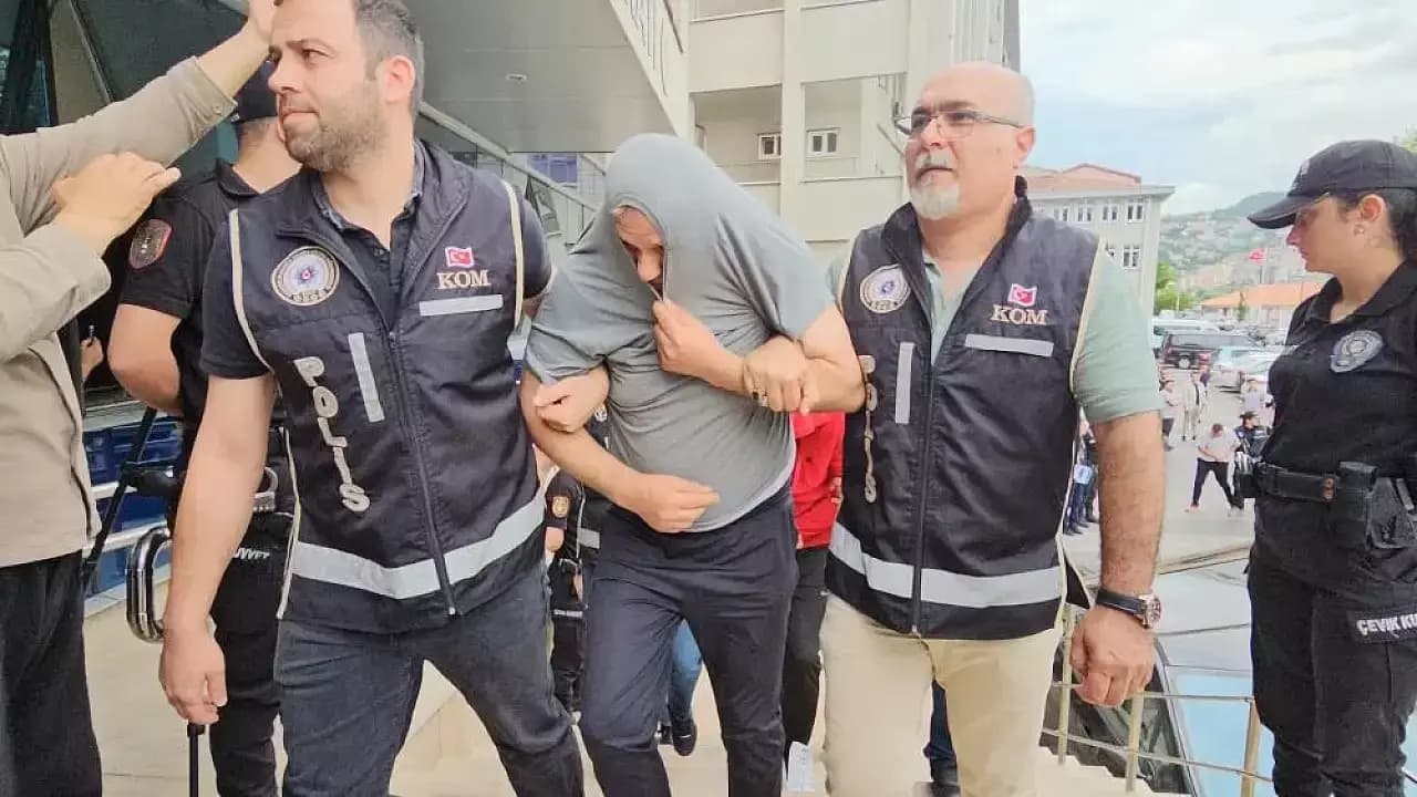 ZONGULDAK’TA RÜŞVET VE YASA DIŞI KÜRTAJ OPERASYONU: 11 ŞÜPHELİ ADLİYEDE