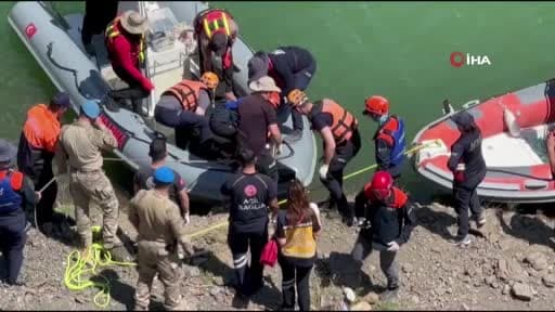 Şavşat Deresi’nde kaybolan babanın cansız bedenine ulaşıldı
