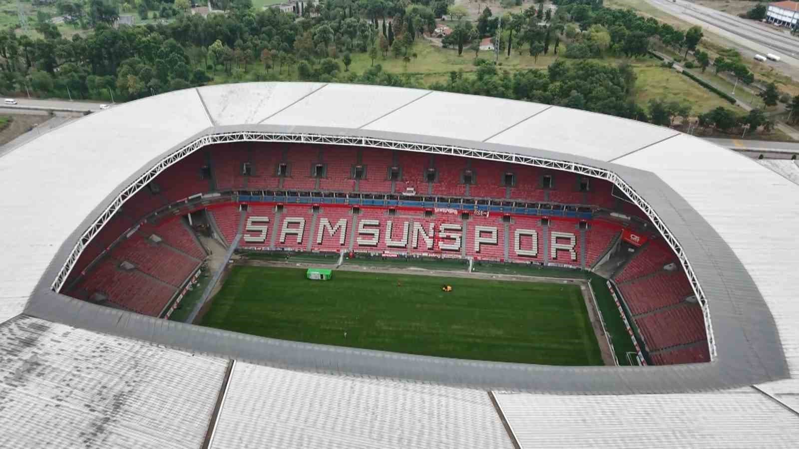 Samsunspor’un stat zemini yeni sezona hazırlanıyor: Hibrit çim uygulamasına başlandı