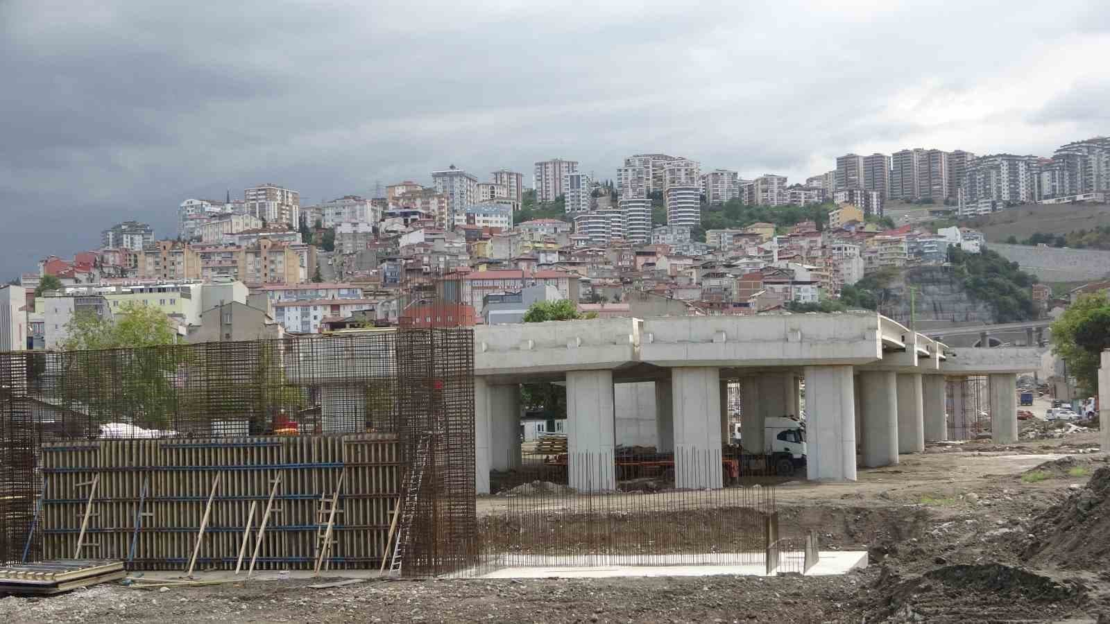 Viyadükler yükselmeye, projenin de silueti ortaya çıkmaya başladı