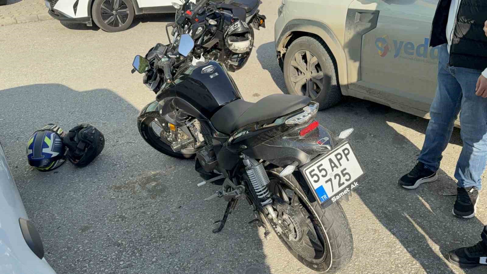 Haliliye'de Otomobil ile Motosiklet Çarpıştı: 1 Yaralı